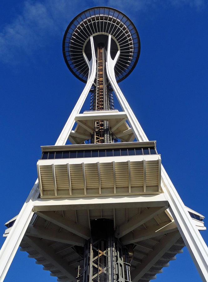 Space Needle Study 2 Photograph by Robert Meyers-Lussier