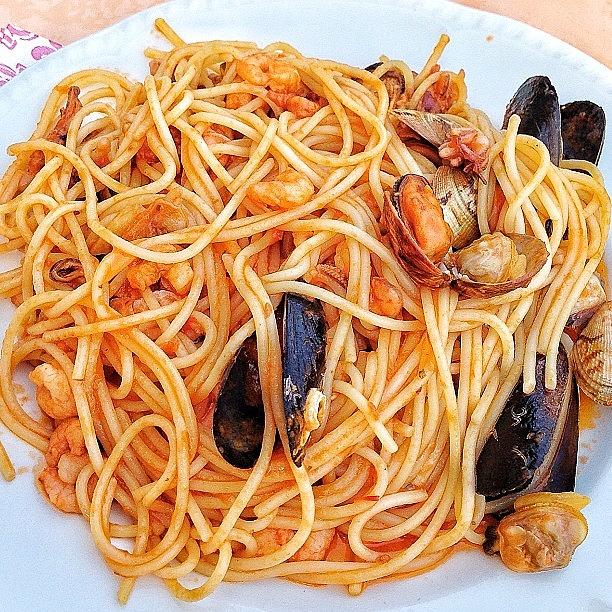 Summer Photograph - Spaghetti Scogliera by Arya Swadharma