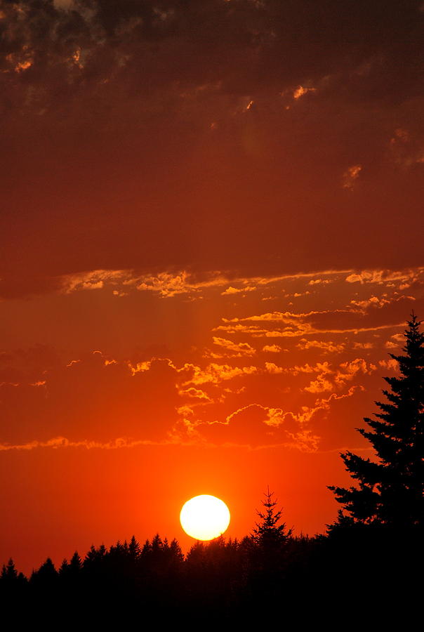 Sunset Photograph - Spectacular Sunset I by Kathy Sampson