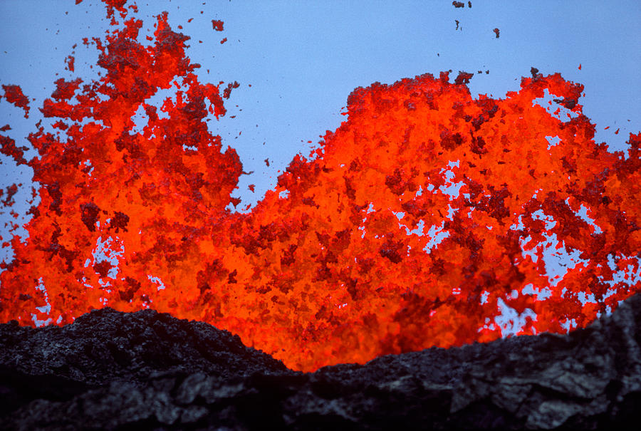 Spewing Lava, Mauna Loa Photograph by Phil Degginger