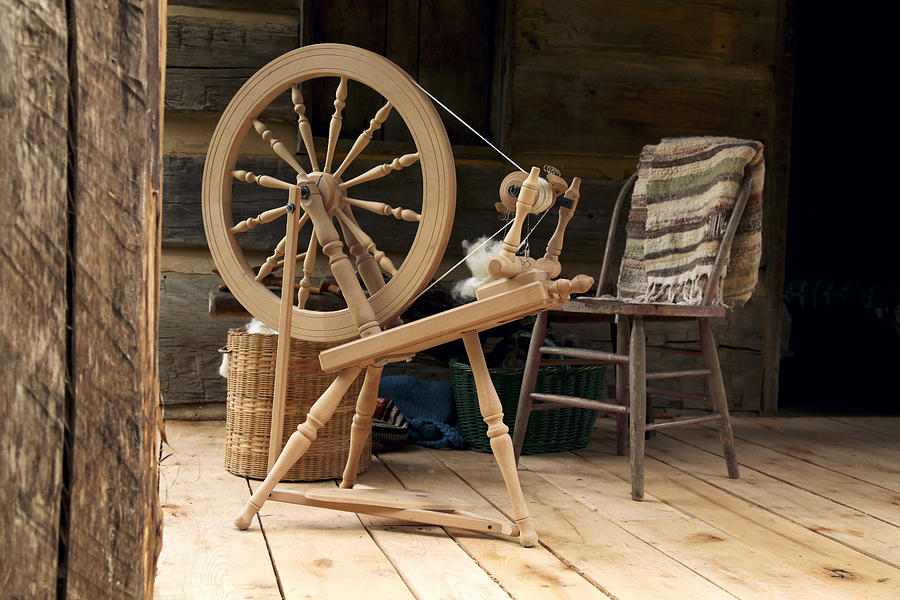 Cabin Photograph - Spinning Wheel by Dave Ross