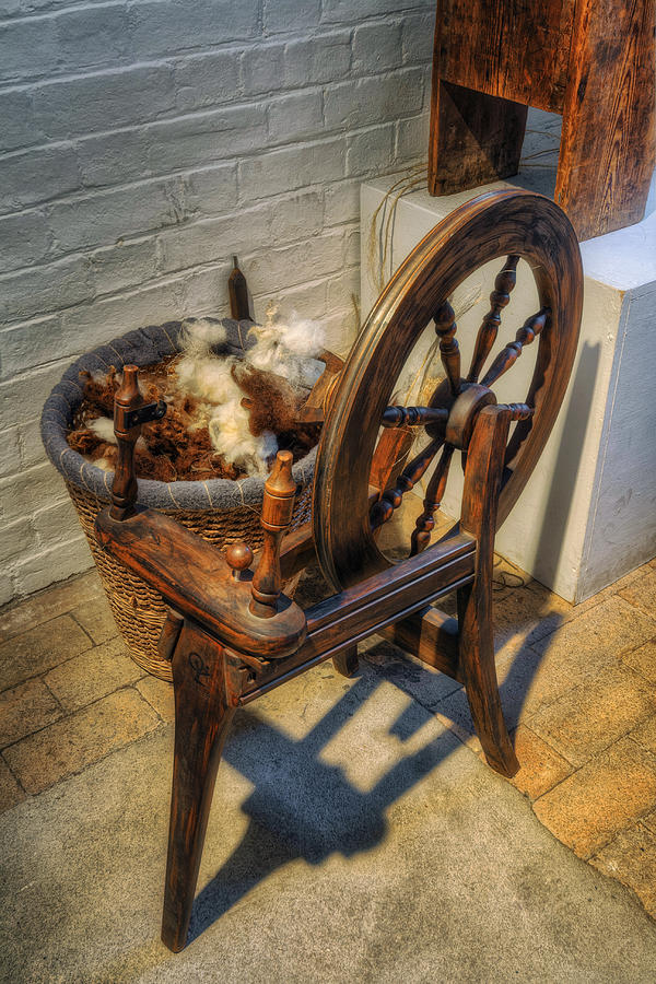 Device Photograph - Spinning Wheel by Ian Mitchell