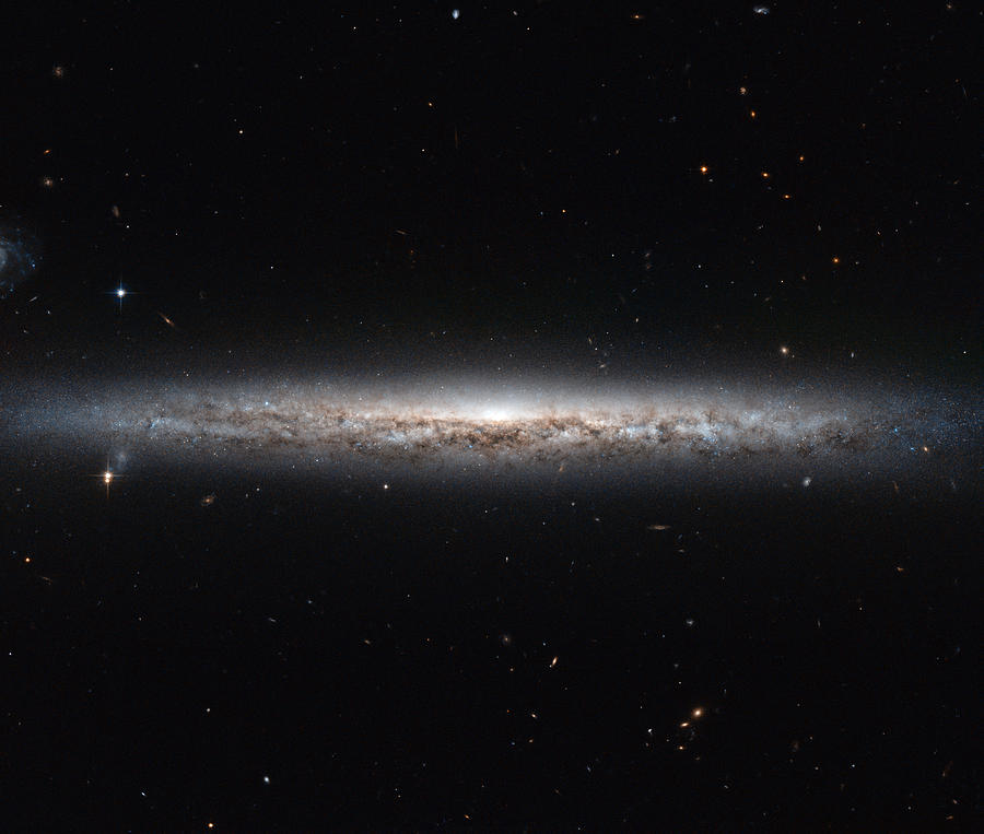Spiral Galaxy Ngc 3501 Photograph by Science Source