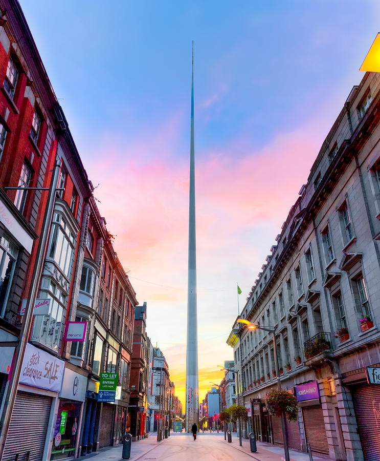 Spirit of Dublin Photograph by Semmick Photo