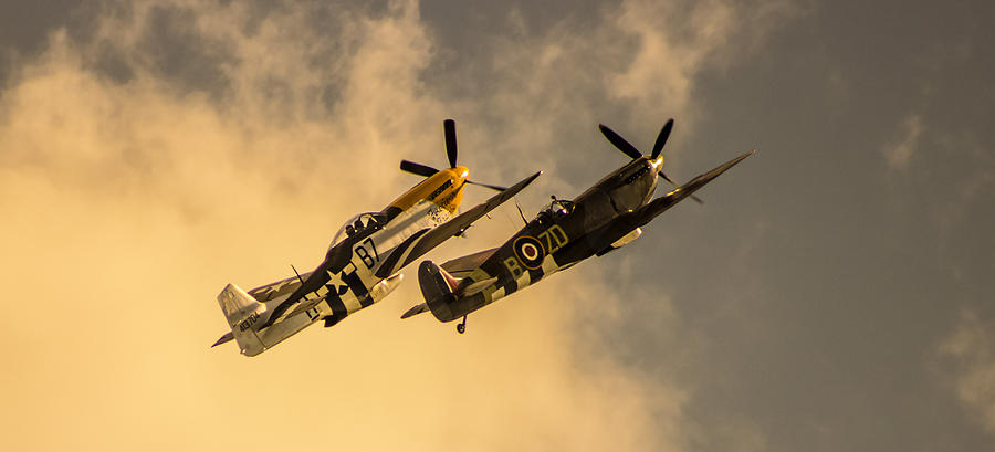 Duxford Photograph - Spitfire by Martin Newman Duxford Photograph - Spitfire by Martin Newman