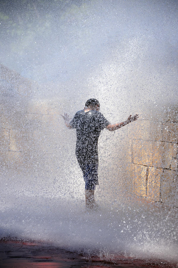 Splashes Photograph by Gouzel -
