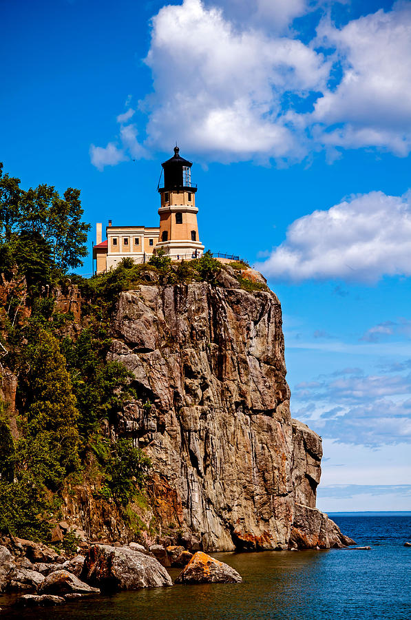 Split Rock Lighthouse Photograph by Lonnie Paulson | Fine Art America