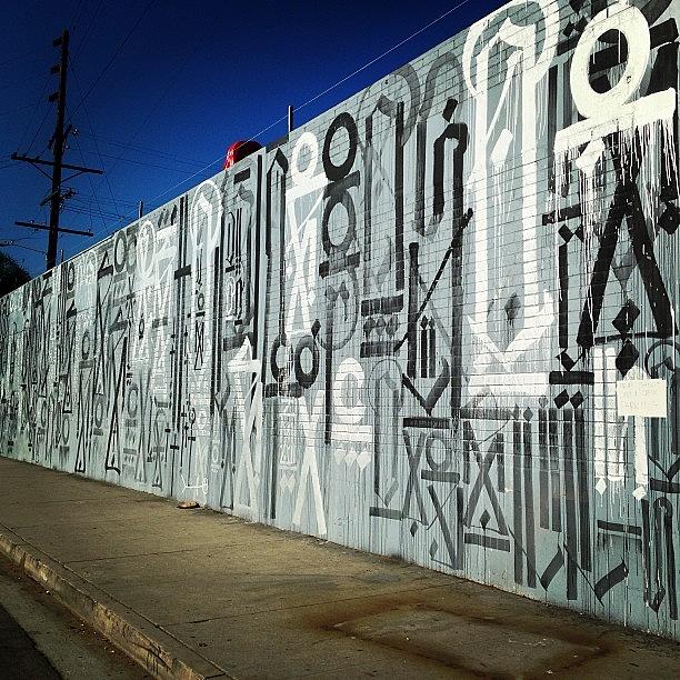 Losangeles Photograph - Spotted This @ironeyeretna Mural During by Andres Cruz