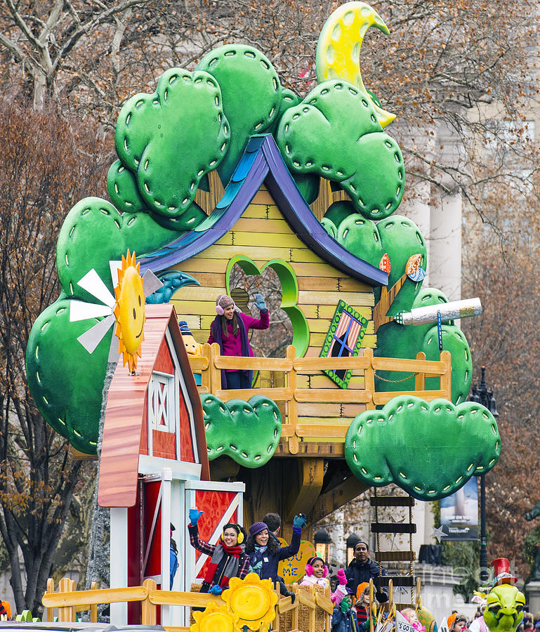 Sprout Float at Macys Thanksgiving Day Parade #3 Photograph by David Oppenheimer