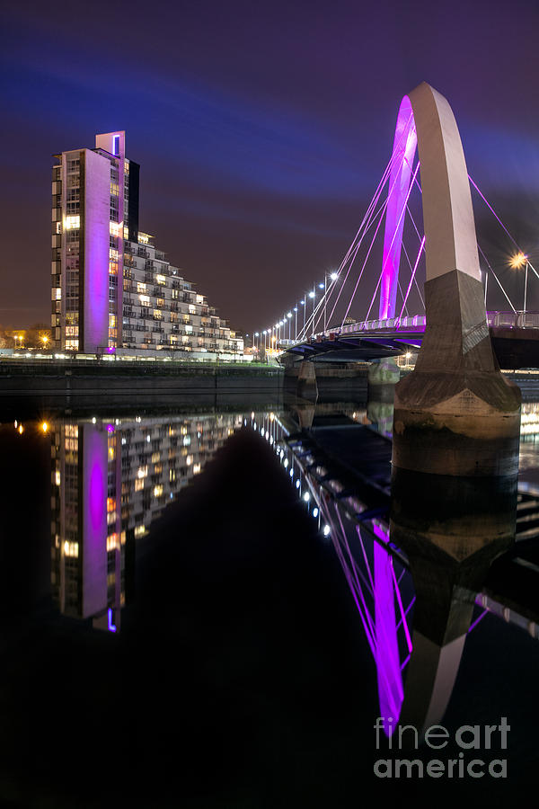 Bridge Photograph - Squinty Bridge Glasgow by John Farnan