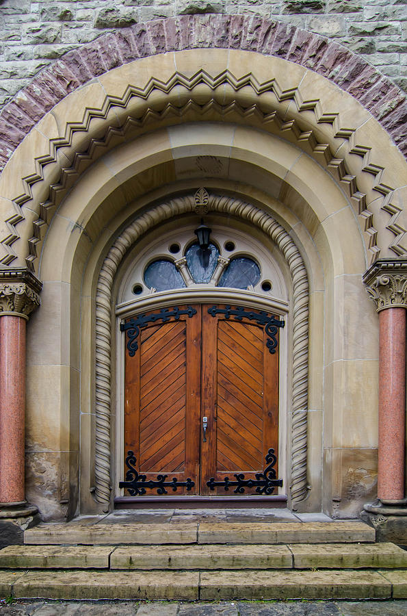 St Andrews Side Door Photograph by Guy Whiteley
