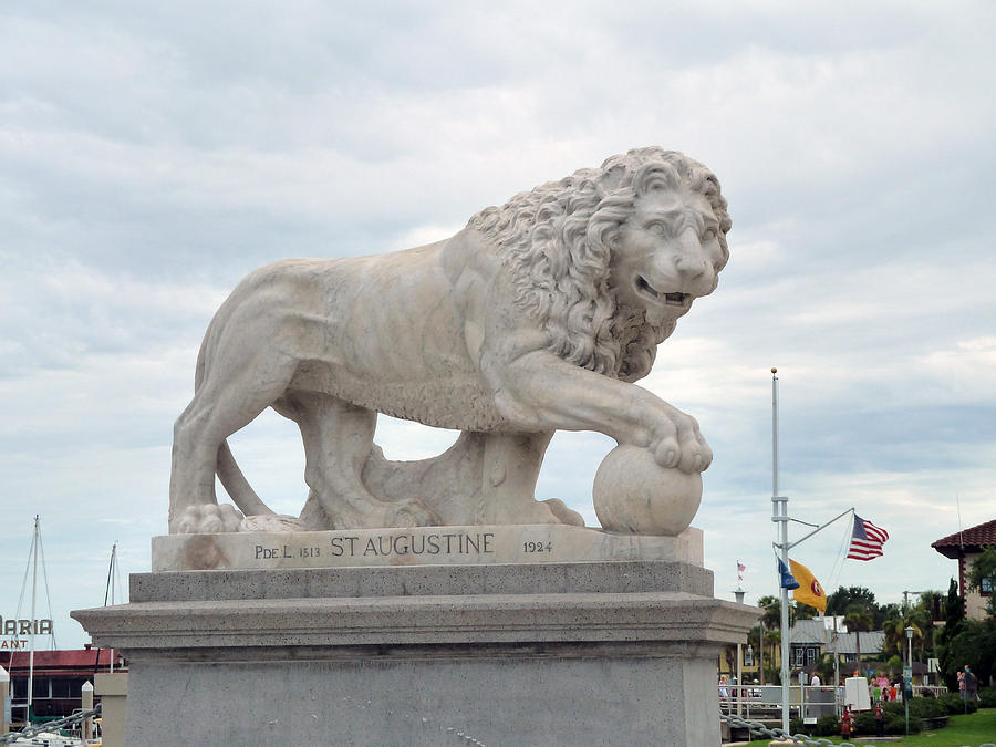 St. Augustine Florida Bridge of Lions Statue Photograph by Andrew