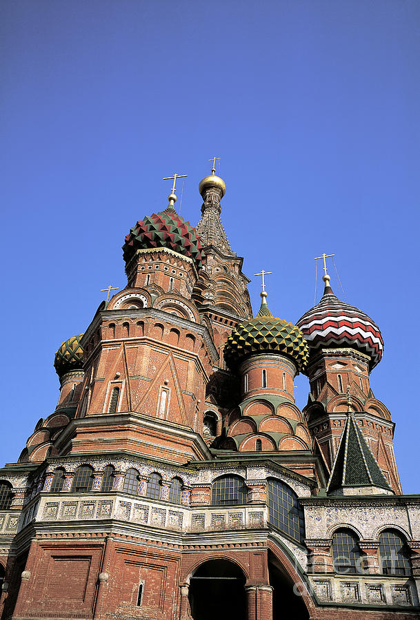 St. Basils Cathedral Photograph by Bill Bachmann