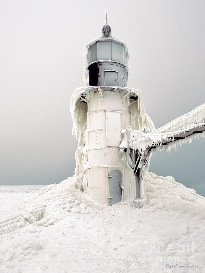 St. Joe Winter Lighthouse Photograph by Boyd E Van der Laan - Fine Art ...