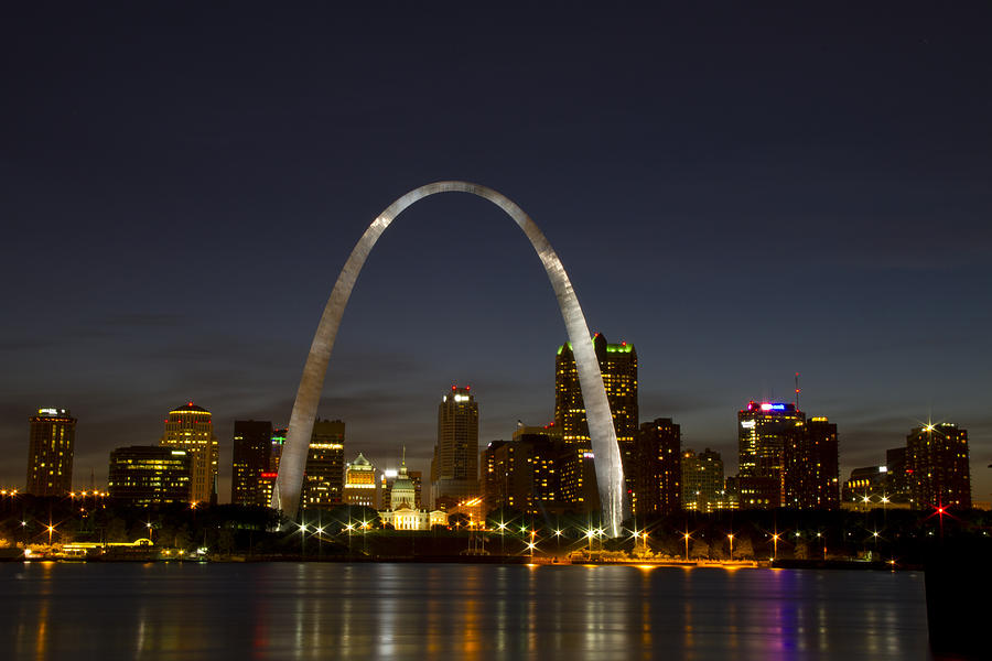 St Louis Arch at Night Photograph by Garry McMichael