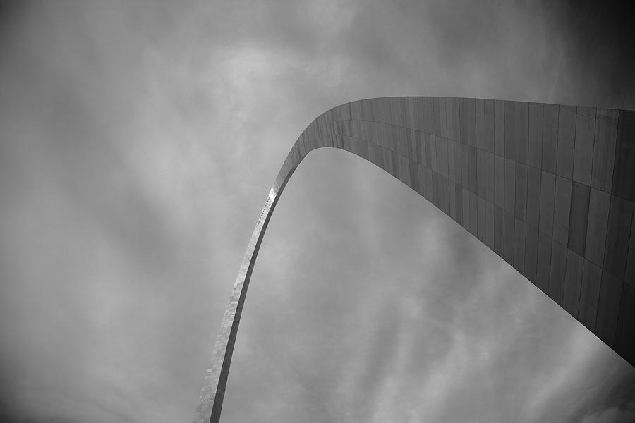 St. Louis - Gateway Arch 08 Photograph by Frank Romeo - Fine Art America