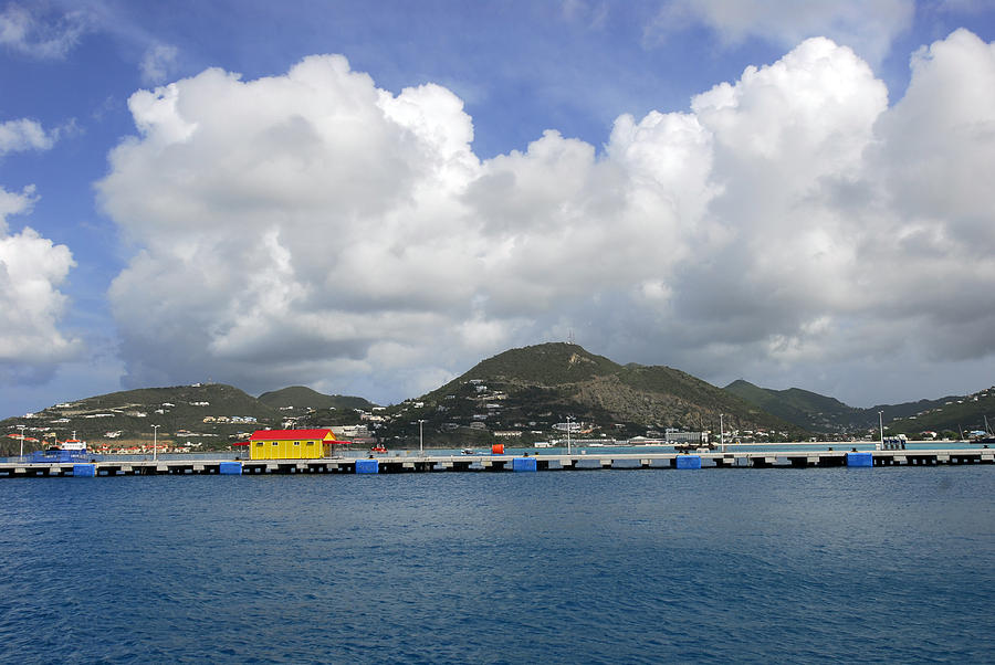 St Maarten Photograph by Willie Harper