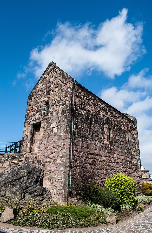 St Margaret's Chapel in Edinburgh Castle Photograph by Eliza Donovan ...