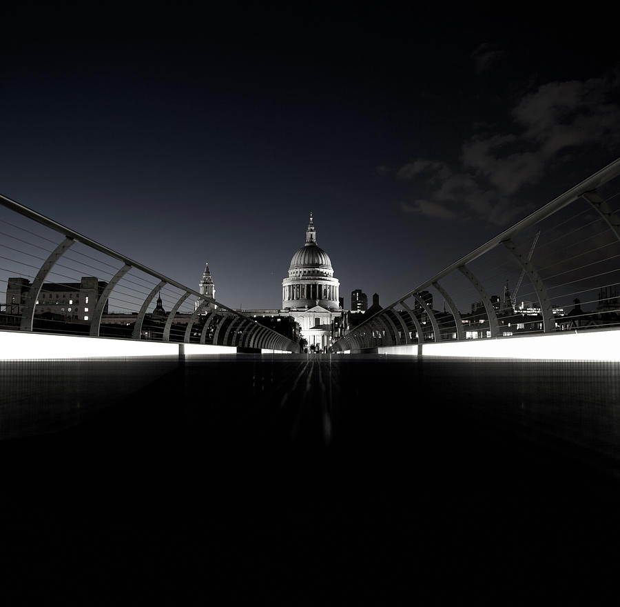 St. Pauls Cathedral Photograph by R-j-seymour