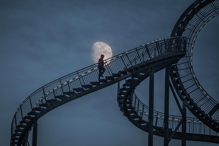 Stairway To The Moon Photograph by Roelof De Hoog