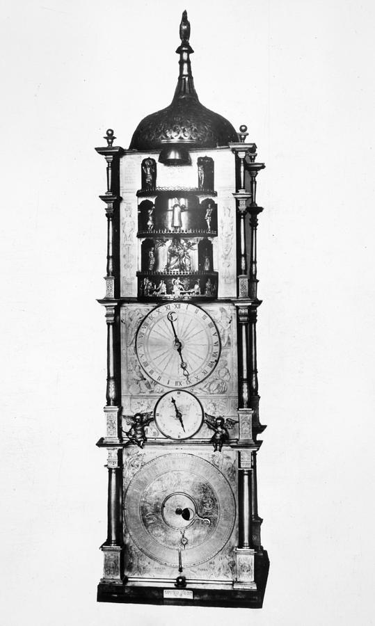 Standing Clock, 1589 Photograph by Granger