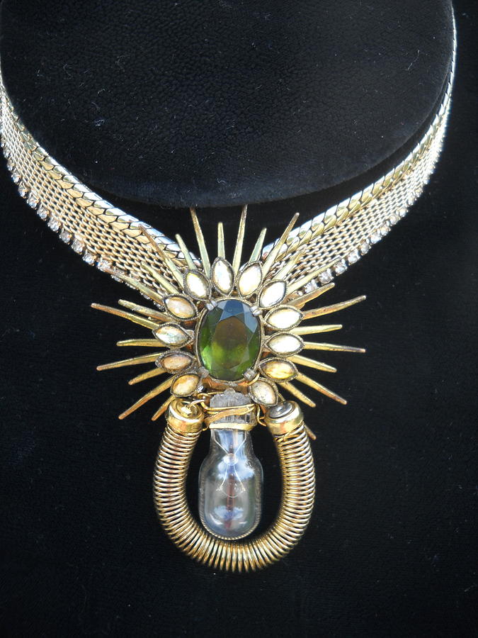 Vintage Jewelry - Star bulb necklace by Michelle Davidson