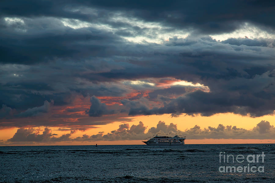 Sunset Photograph - Star of Honolulu by Jon Burch Photography