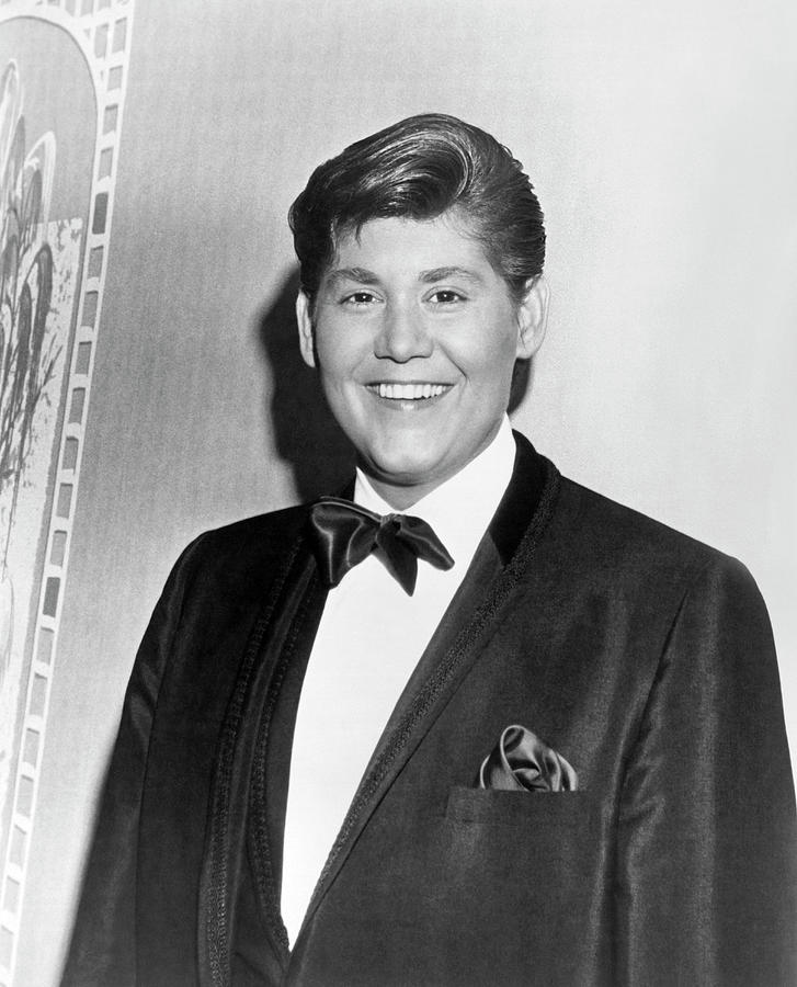 Star Performer Wayne Newton Photograph by Underwood Archives