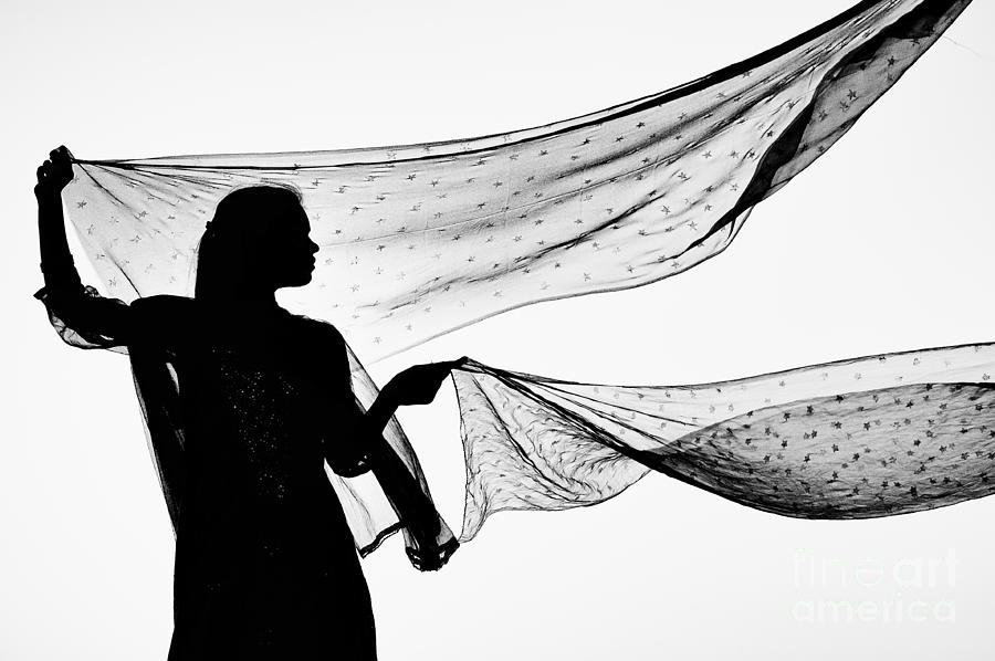 Black And White Photograph - Star Shawls in the Wind by Tim Gainey