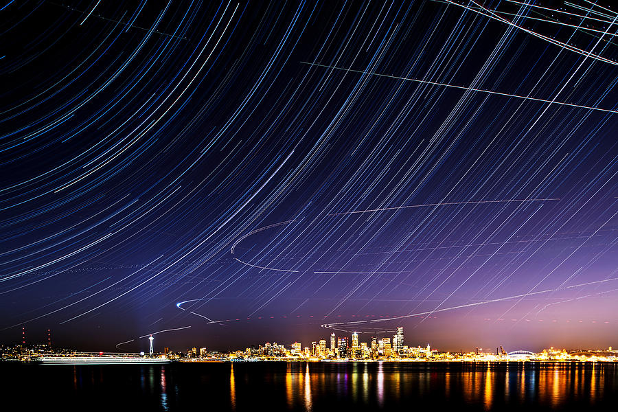 Star Tails in Seattle Photograph by Yoshiki Nakamura