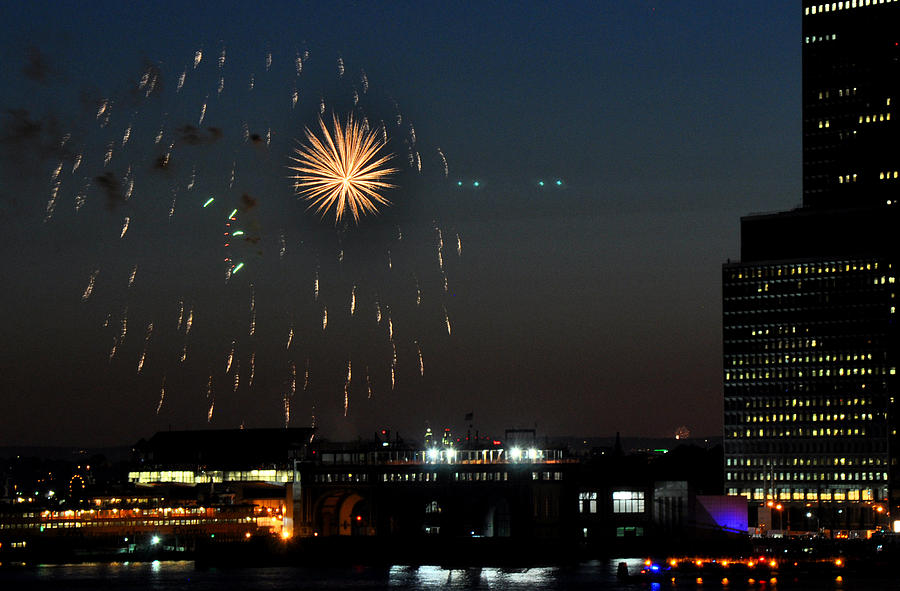 Starburst Fireworks on July 4 New York City Photograph by Diane Lent