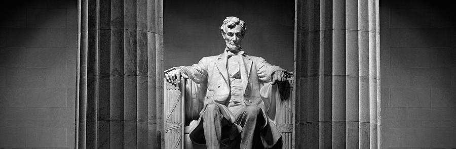 Statue Of Abraham Lincoln Photograph by Panoramic Images