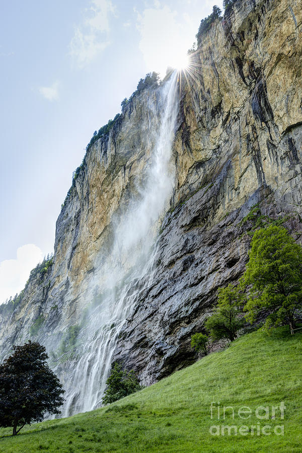 Staubbach Falls in the Lauterbrunnen Valley Switzerland Photograph by Oscar Gutierrez