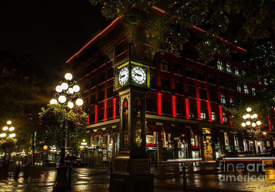 City Photograph - Steam Clock Red by John Daly