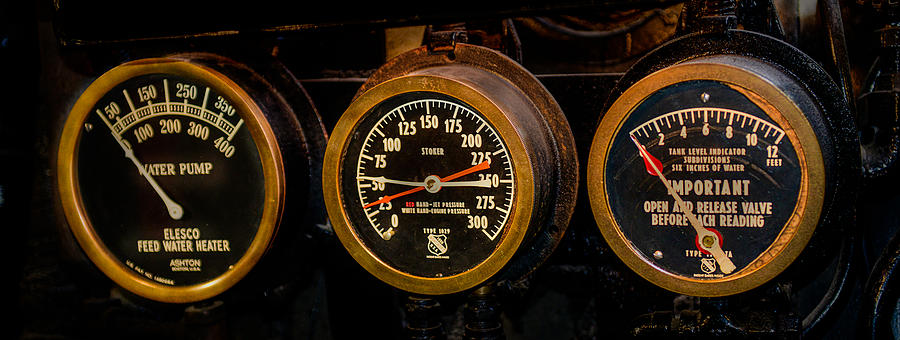 Steam Engine Gauge Photograph by Paul Freidlund