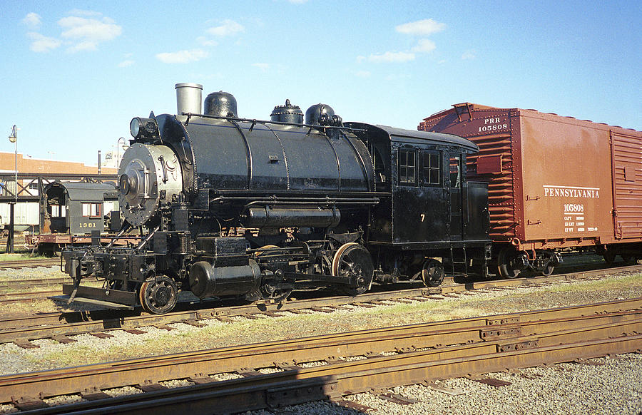 Steamtown Tank Photograph by Duncan Mackie - Fine Art America