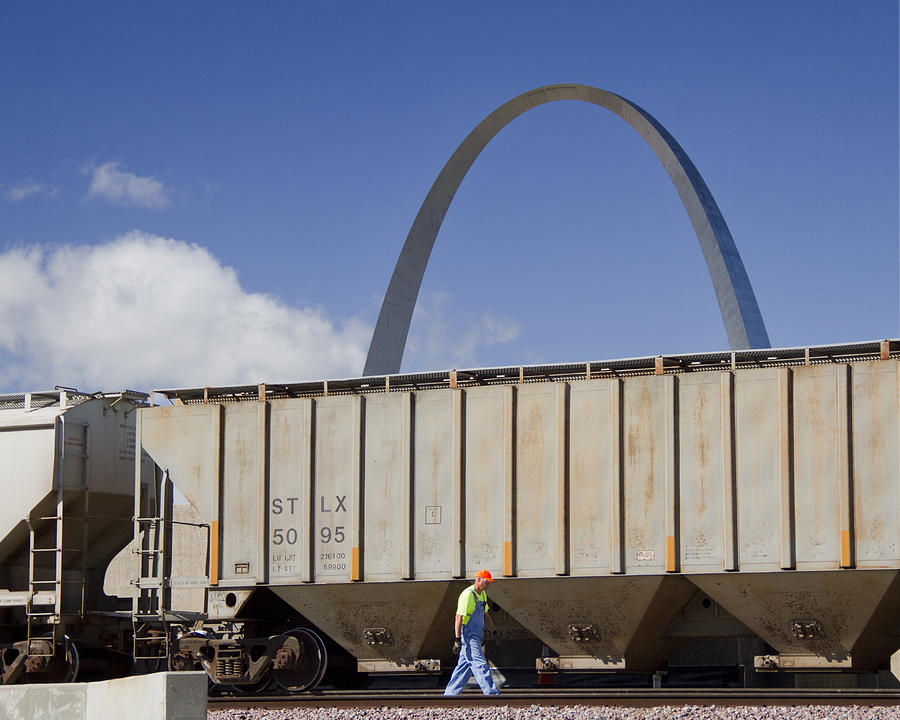 STLX Hopper car with St Louis Arch Photograph by Garry McMichael