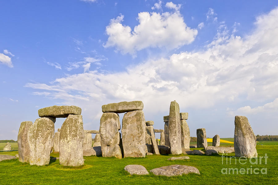 Stonehenge Stone Circle Wiltshire England Photograph by Colin and Linda McKie
