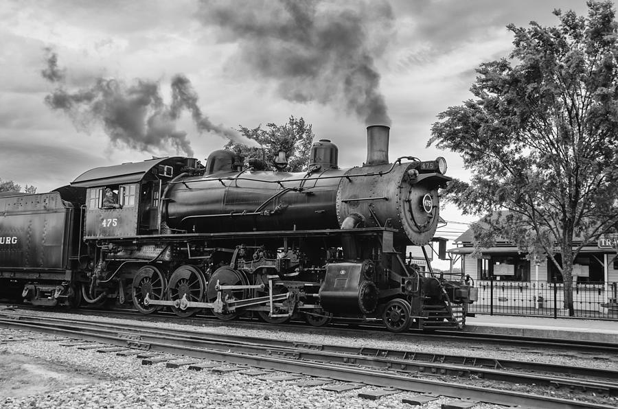 Strasburg Rail 475 Photograph by Guy Whiteley