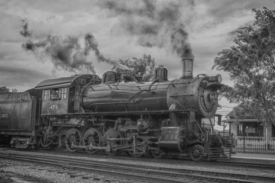 Strasburg Rail 475 in HDR Photograph by Guy Whiteley