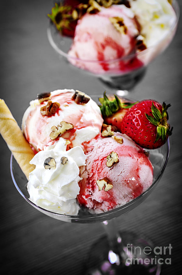 Ice Cream Photograph - Strawberry ice cream sundae by Elena Elisseeva