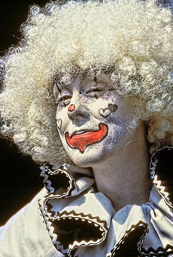 Street Clown Photograph by Gary Dow
