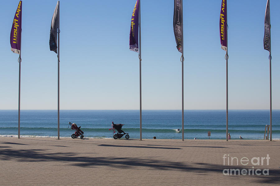 Abstract Photograph - Strollers at Manly Beach by Sheila Smart Fine Art Photography