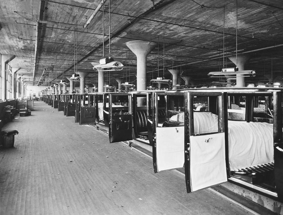Studebaker Assembly Factory Photograph by Underwood Archives