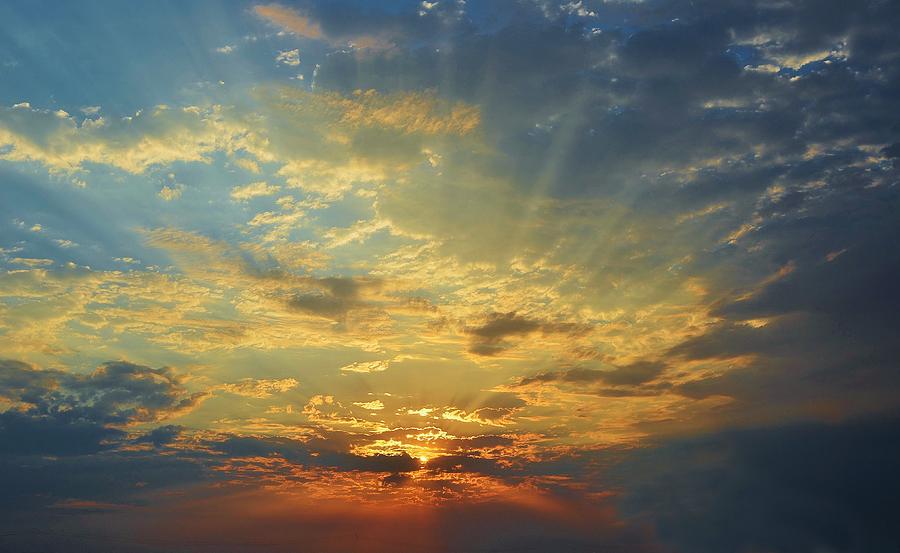 Stunning Sunrays Sunset Photograph by Marilyn MacCrakin