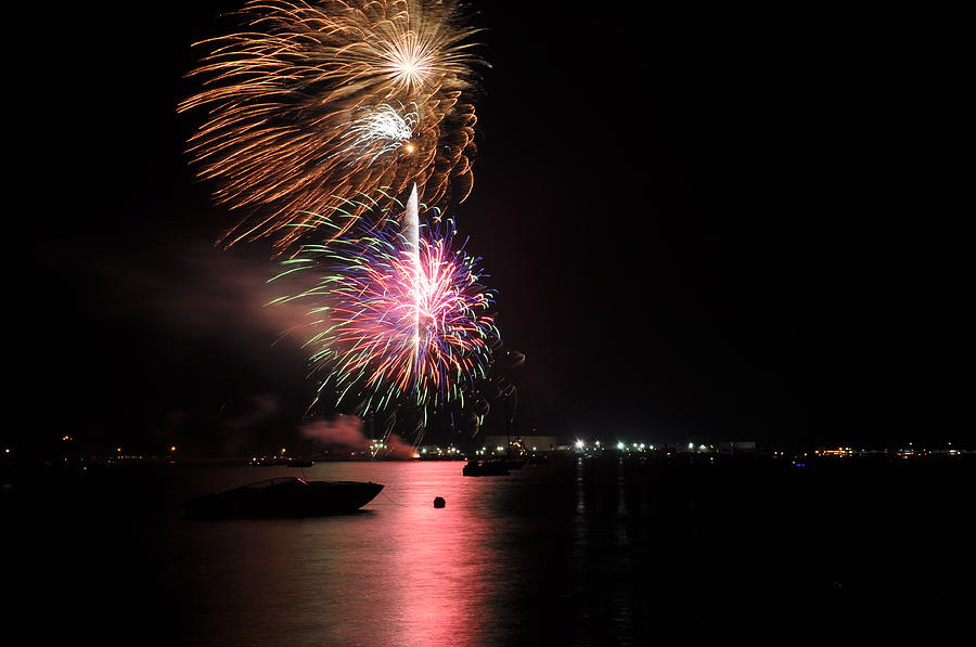 Sturgeon Bay Fireworks Photograph by Larry Peterson Fine Art America