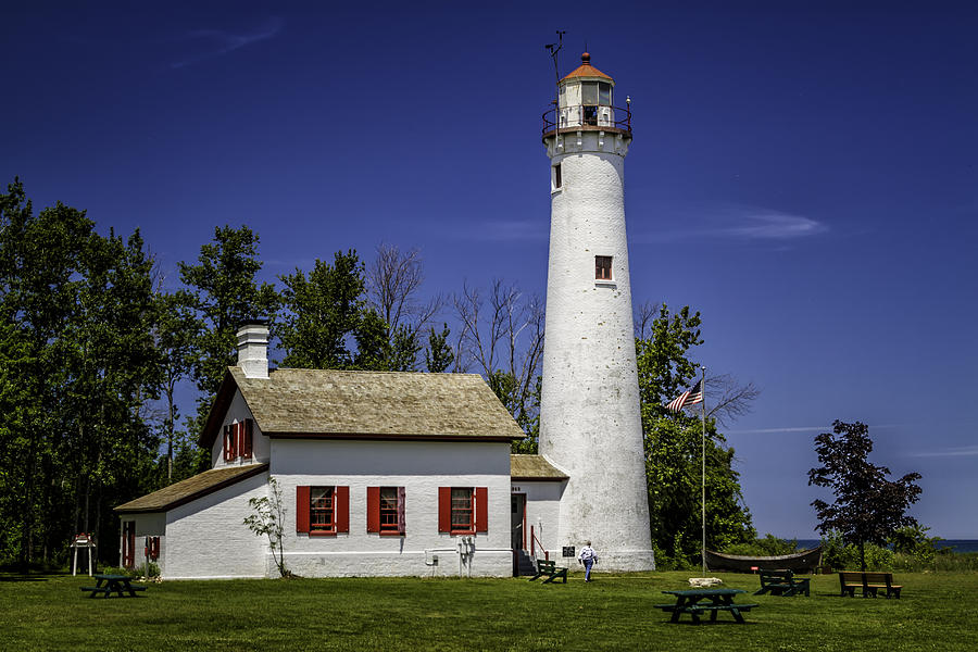 Sturgeon Point Light Station 6391 Photograph by Karen Celella - Fine ...