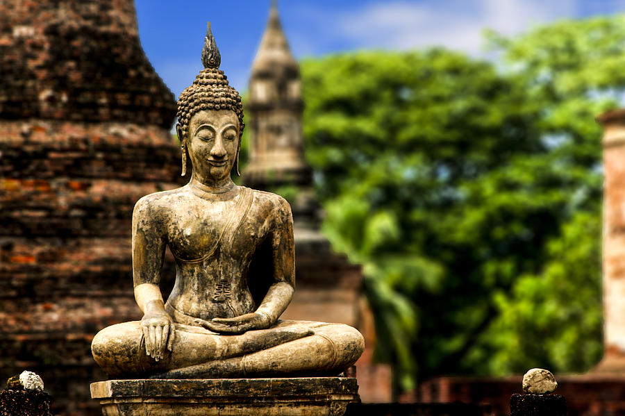 Sukhothai Enlightenment Buddha Photograph by Rob Tullis