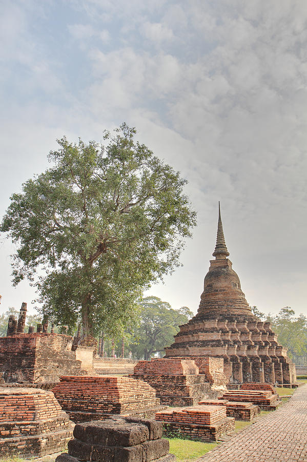 Sukhothai Historical Park - Sukhothai Thailand - 011313 Photograph by DC Photographer
