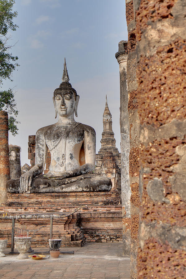 Sukhothai Historical Park - Sukhothai Thailand - 011332 Photograph by DC Photographer